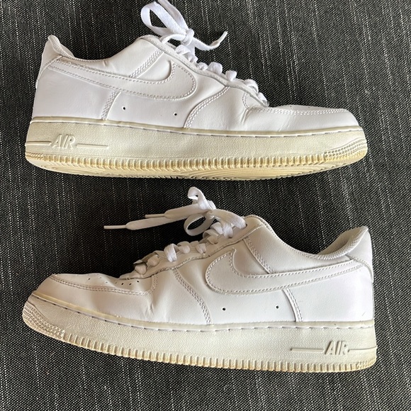 Nike Air Force 1 Women's Athletic Shoe Tennis Shoe Size 10 - Picture 3 of 12
